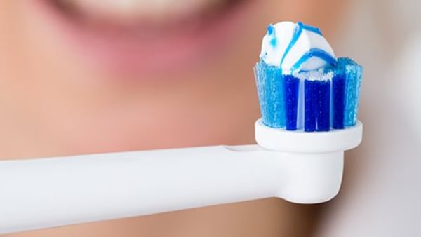 How to clean your teeth