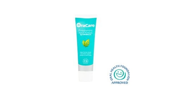 OraCare+ Freshmint Fluoride Toothpaste